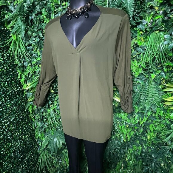 DRESS BARN Tops Women 3XL Green Pleated Blouse V Neckline Layered  1617‎ - Picture 7 of 9